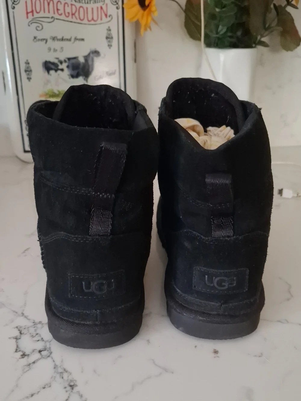 UGG Women Black Suede Lace Boots